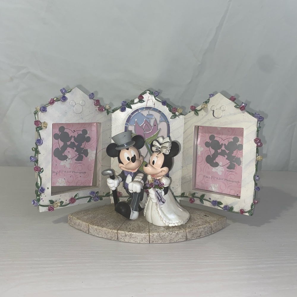 DISNEY Mickey and Minnie weddings picture stand